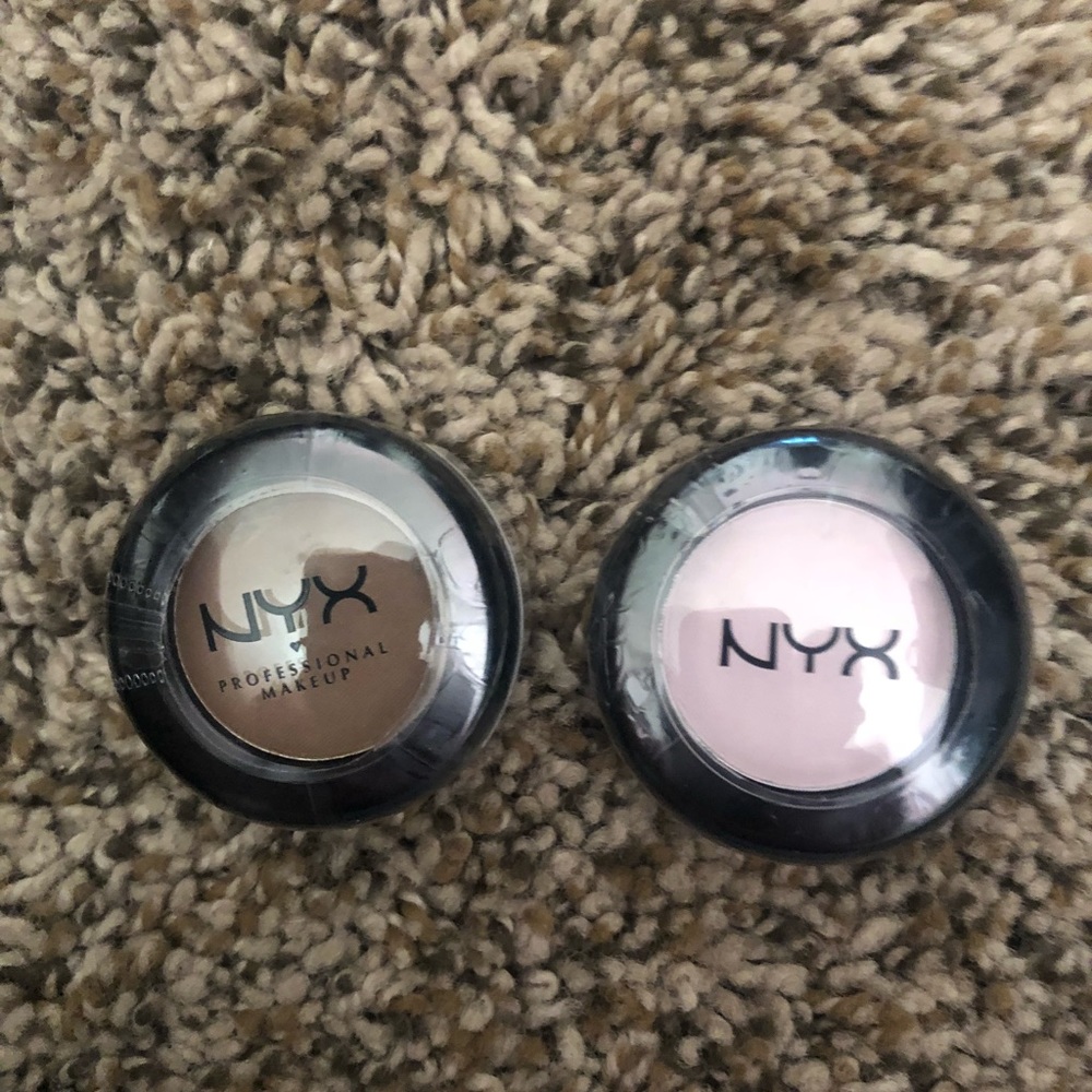 Lot of 2 NYX eyeshadows